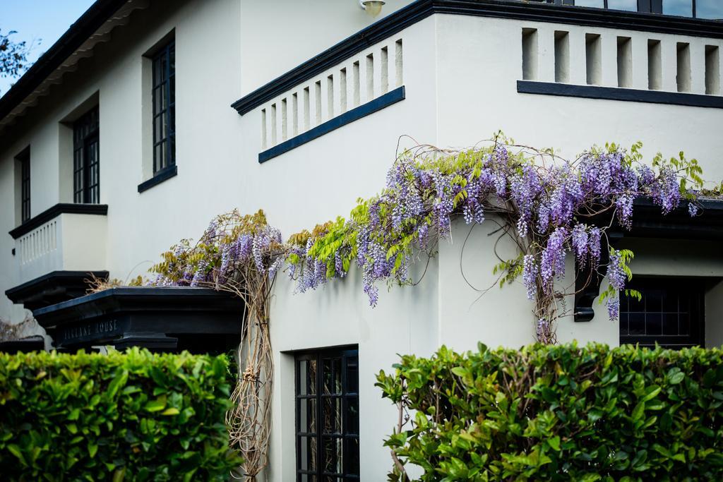 Firlane House Hotel Bredasdorp Exterior photo
